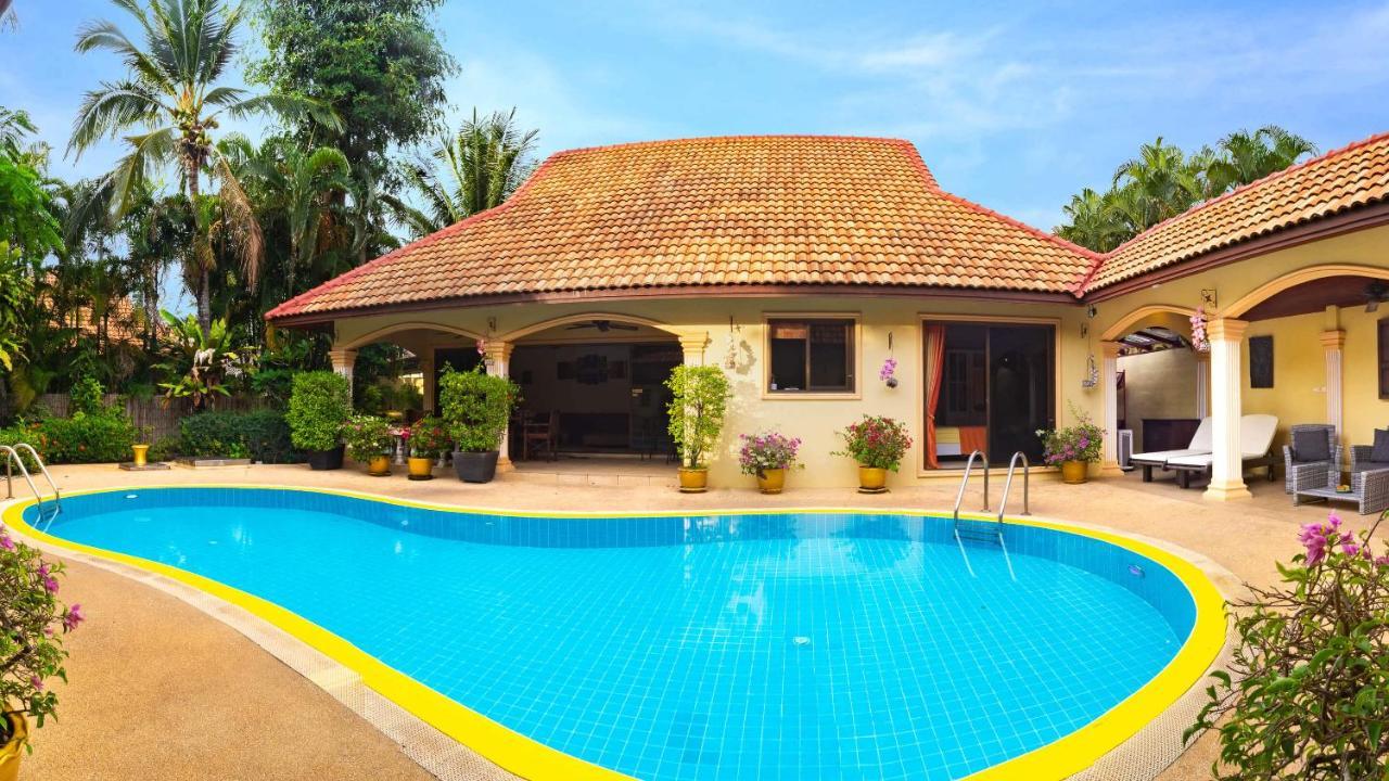 Coconut Paradise Villas Rawai Exterior foto